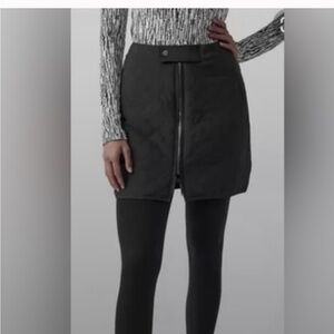 Athleta Quilted Apres Ski Skirt NWT 12
